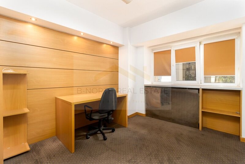 Unirii, Fantani, spatiu birouri de vanzare 5 camere, 110 mp, Investitie